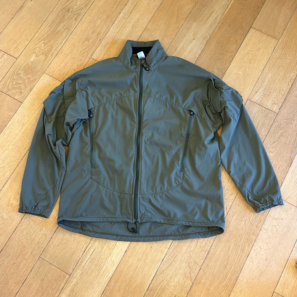 Patagonia Gen III Windshirt.
